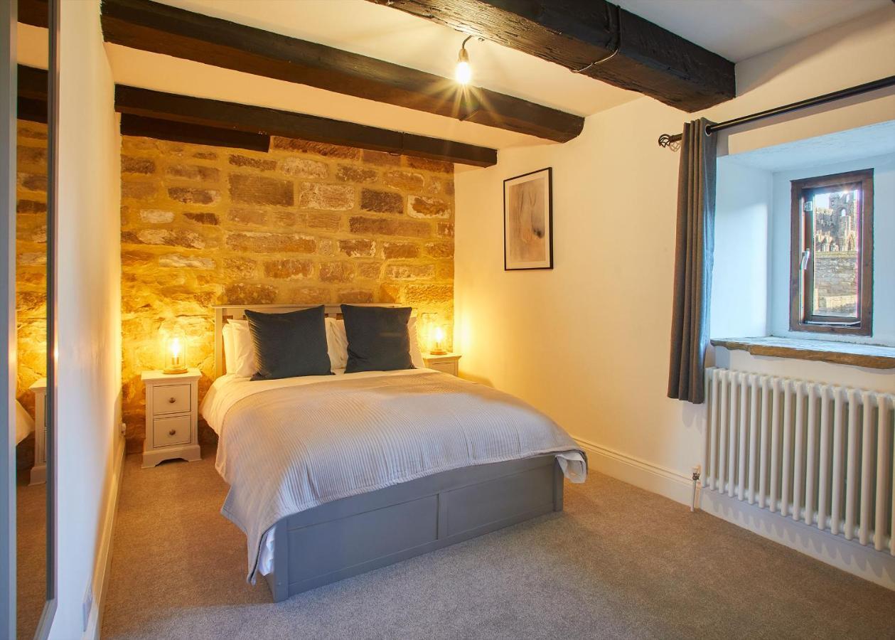 Host & Stay - The Coach House Whitby Exterior photo